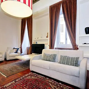 Apartment Pantheon Family Junior, Rome