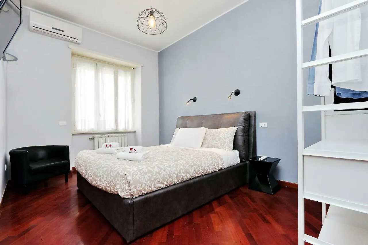 Sapphire Apartment Roma 0*,