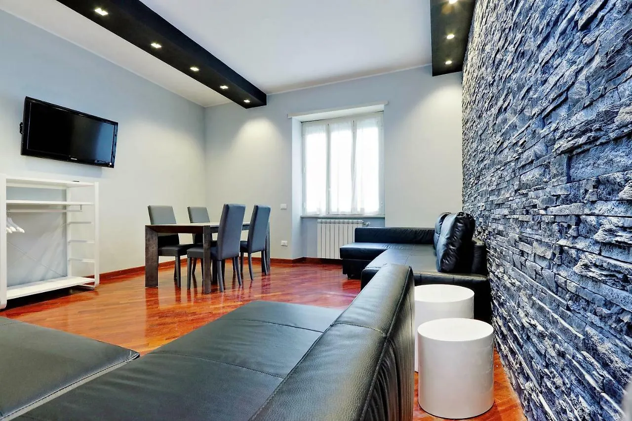 Sapphire Apartment Roma 0*,  Italia